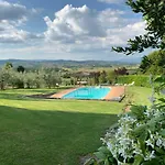 San Lorenzo Villa *